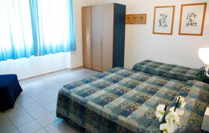 스탠다드 트리플 룸, Albergo Rossella