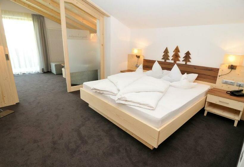 Люкс с Балконом, Alpenroyal