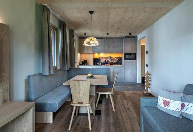 Апартаменты 1 Спальня, Alpenroyal