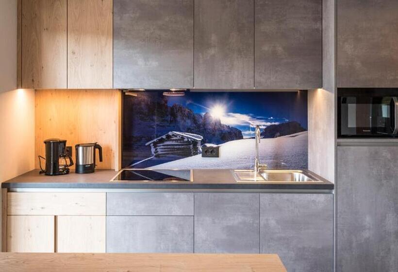 Апартаменты 1 Спальня, Alpenroyal