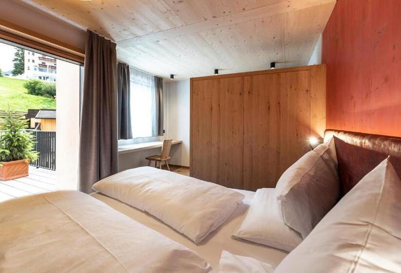 Апартаменты 2 Спальни, Alpenroyal