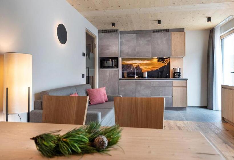 Апартаменты 2 Спальни, Alpenroyal