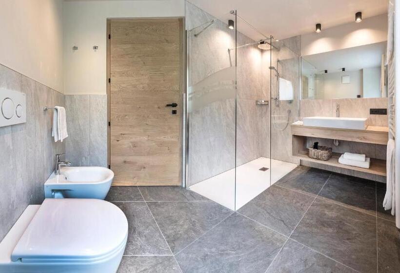 Апартаменты 2 Спальни, Alpenroyal