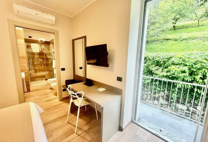 标准间, Baia Di Paré