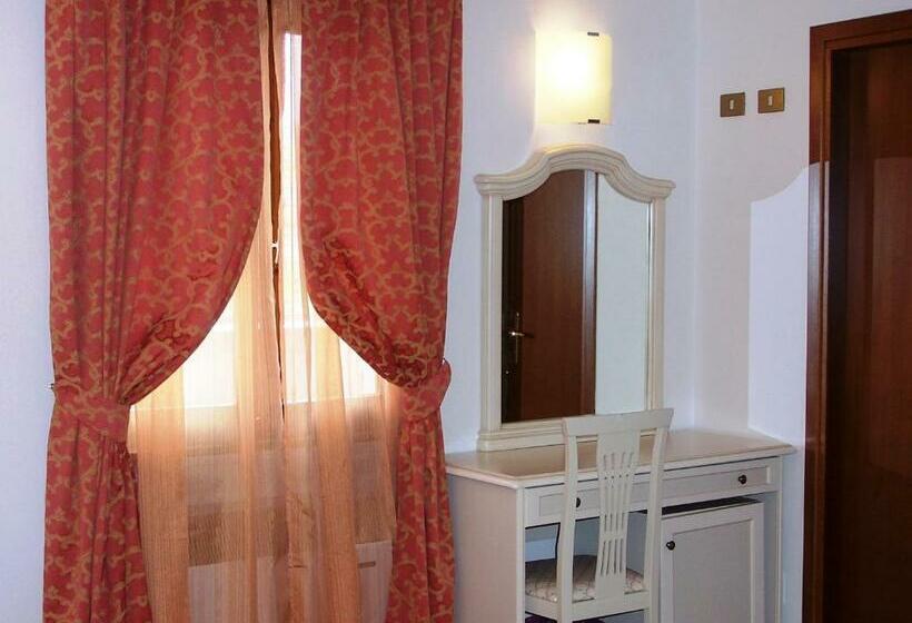 חדר סטנדרט, Albergo Carancini