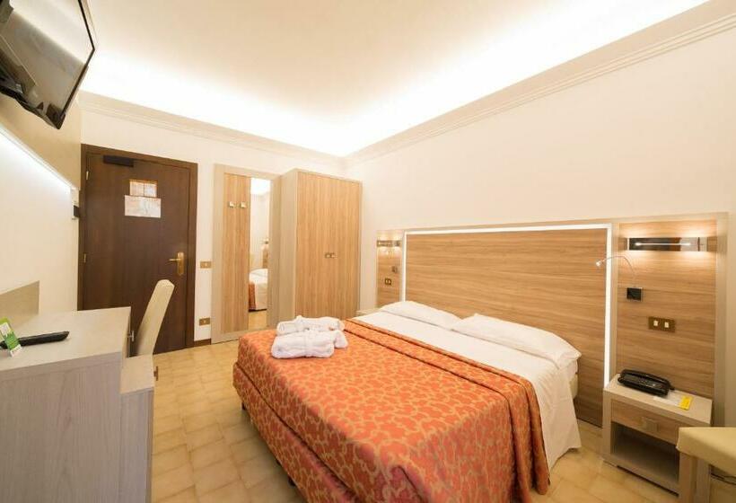 اتاق استاندارد, Albergo Carancini