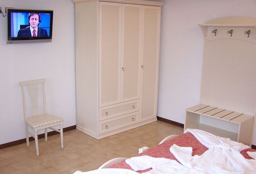 חדר סטנדרט, Albergo Carancini