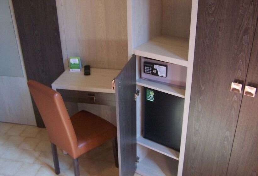 חדר סטנדרט יחיד, Albergo Carancini