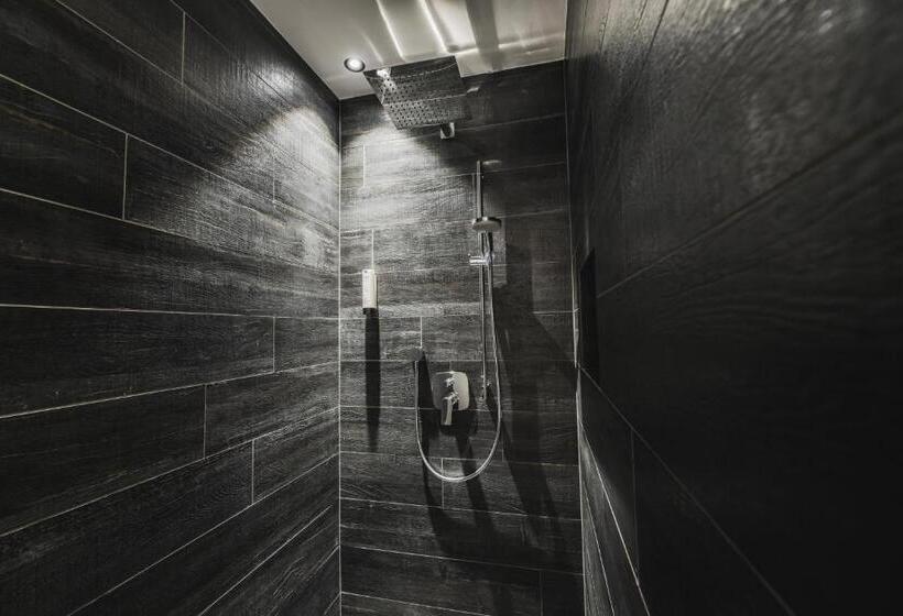 جناح, Chalet S Dolomites Design Adults Recommended