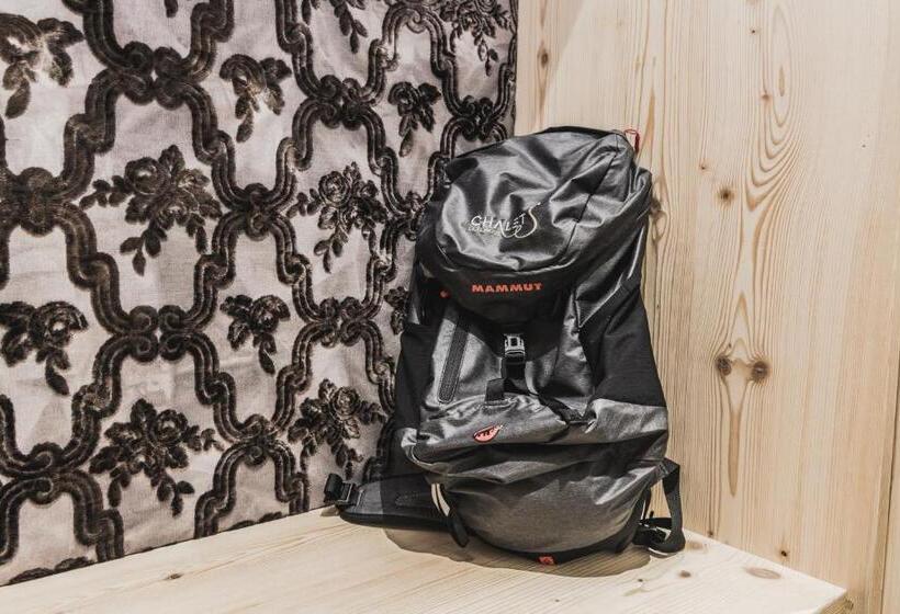 جناح, Chalet S Dolomites Design Adults Recommended