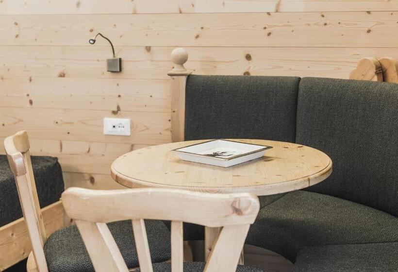 Семейный Номер, Chalet S   Dolomites Design   Adults Recommended