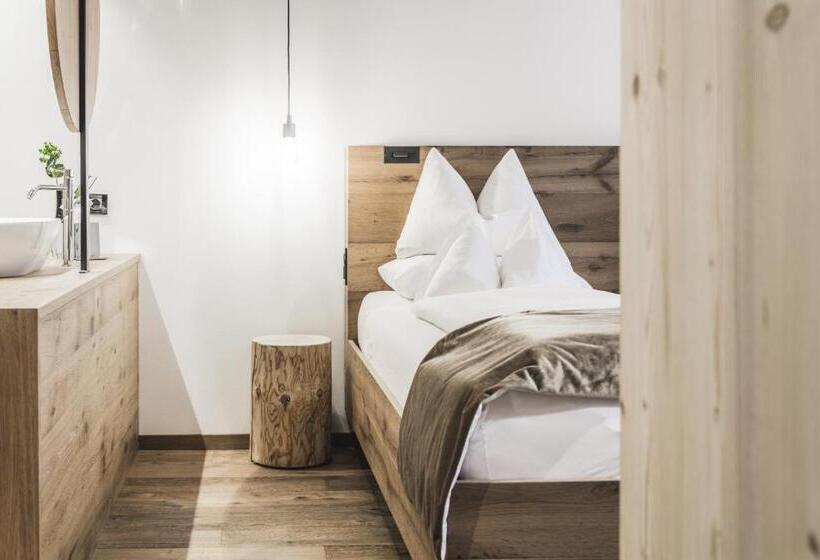 جناح, Chalet S Dolomites Design Adults Recommended