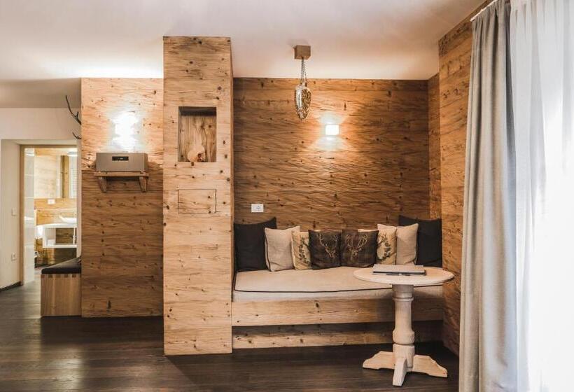 جناح, Chalet S Dolomites Design Adults Recommended