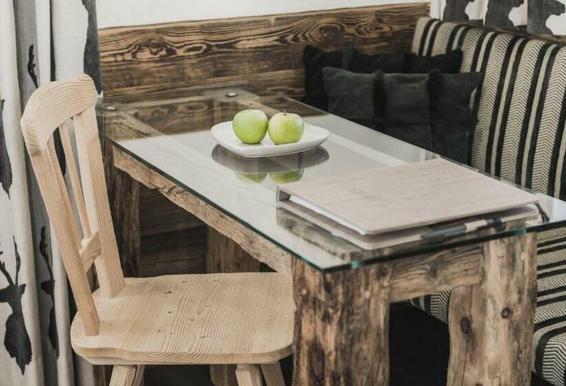 Номер Deluxe, Chalet S   Dolomites Design   Adults Recommended