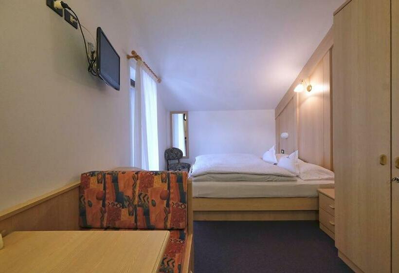 غرفة قياسية, Cimon Dolomites