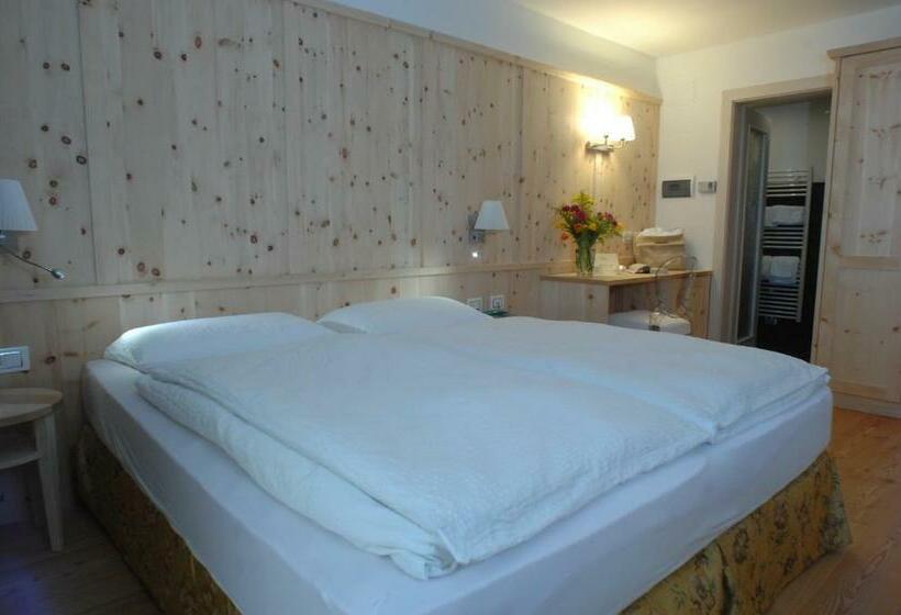 غرفة سوبيريور, Cimon Dolomites