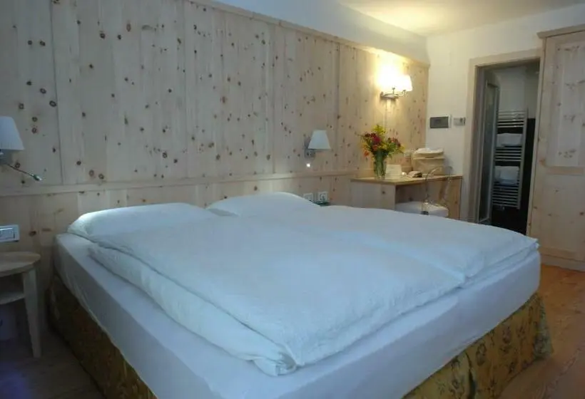 Superior-huone, Cimon Dolomites