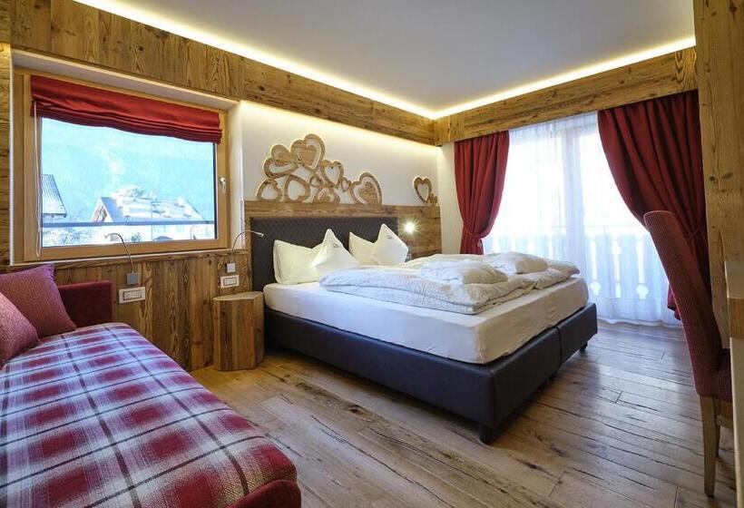 غرفة قياسية مزوَّدة بشُرفة, Cimon Dolomites