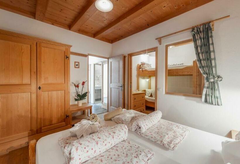 샬레, Familienalm Taser