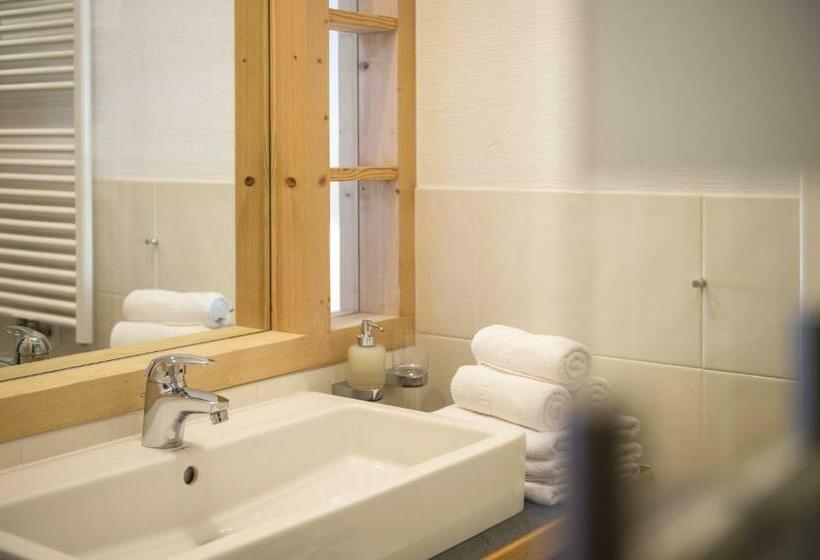 스탠다드 발코니 룸, Familienalm Taser