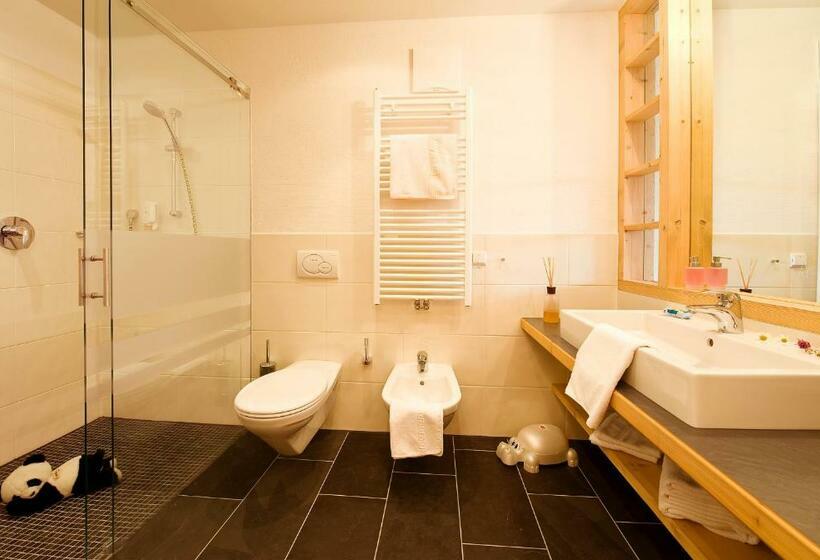 스탠다드 발코니 룸, Familienalm Taser