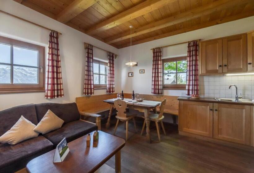 샬레, Familienalm Taser