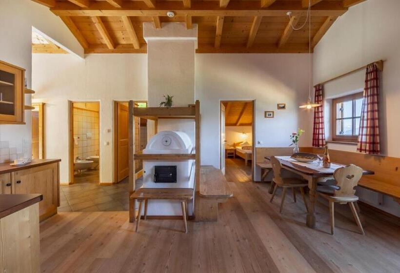 샬레, Familienalm Taser