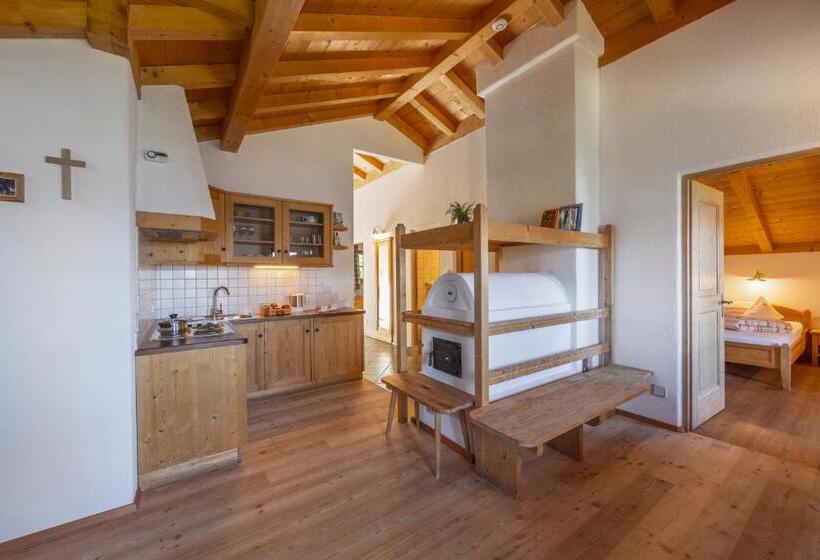 샬레, Familienalm Taser