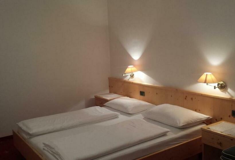 스탠다드 트리플 룸, Garnì Gardena   Appartments