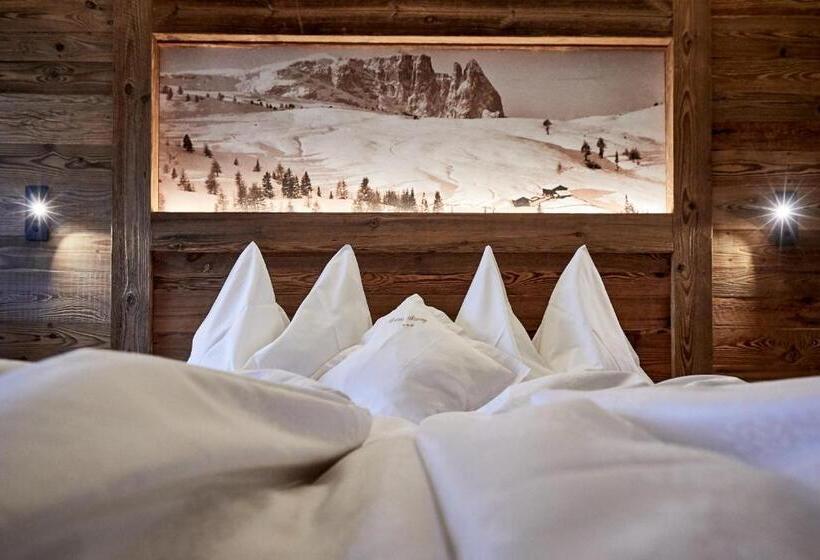 Номер Deluxe с Балконом, Garnì Savoy