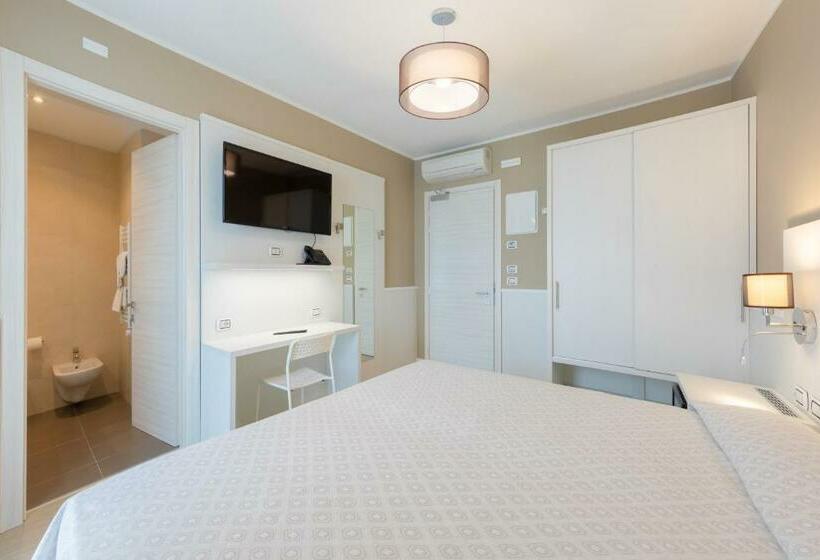 バルコニー付きスタンダードルーム, Garni' Serena