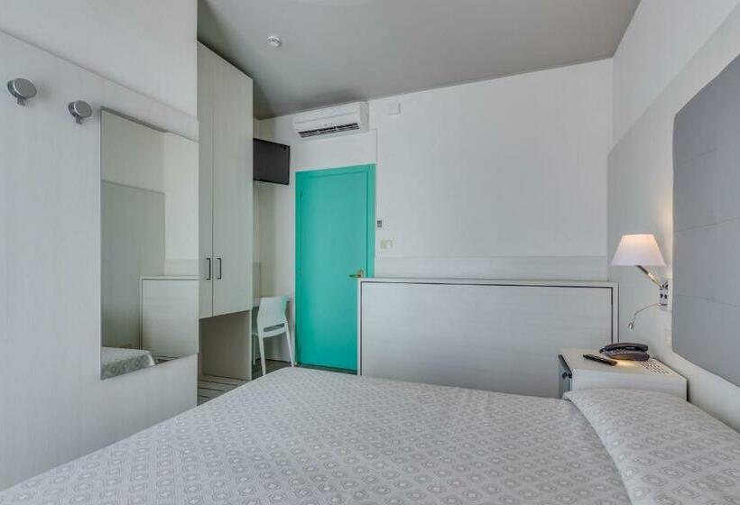 オーシャンビュースタンダードルームバルコニー付き, Garni' Serena