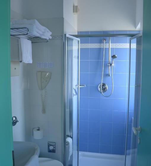 エコノミートリプルルーム, Garni' Serena