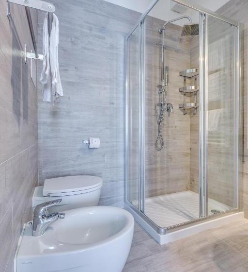 サイドオーシャンビューのトリプルルームスタンダード, Garni' Serena