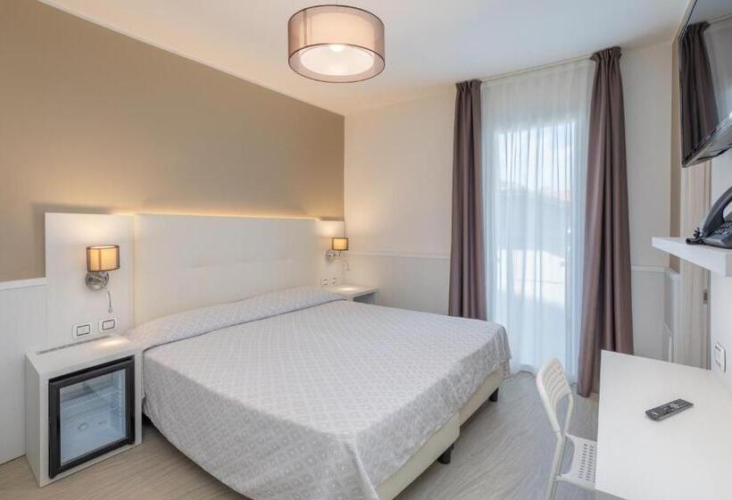 Comfort room with balcony, Garni' Serena