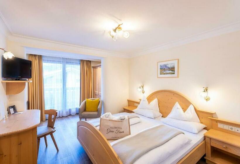 חדר סטנדרט עם מרפסת, Gran Fanes