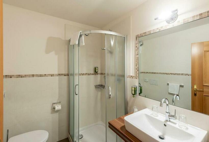 חדר סטנדרט עם מרפסת, Gran Fanes