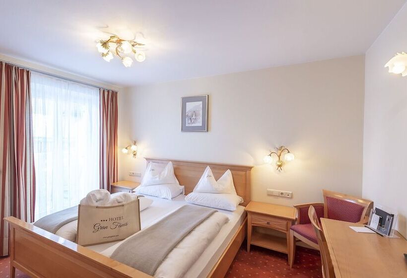 חדר סטנדרט, Gran Fanes