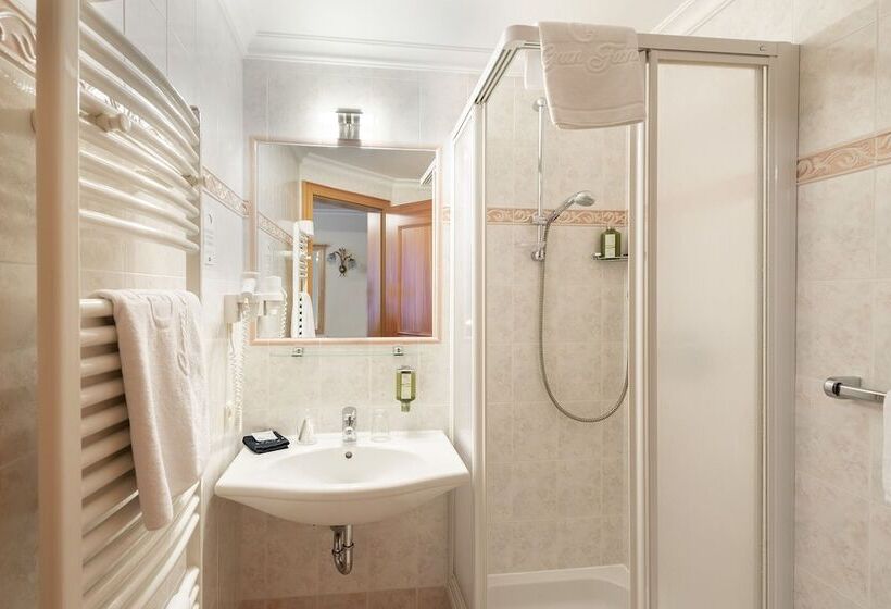 חדר סטנדרט יחיד, Gran Fanes