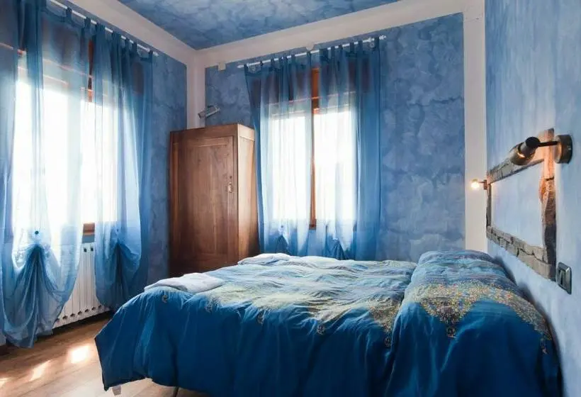 Standard Neljän Hengen Huone, Locanda Romana