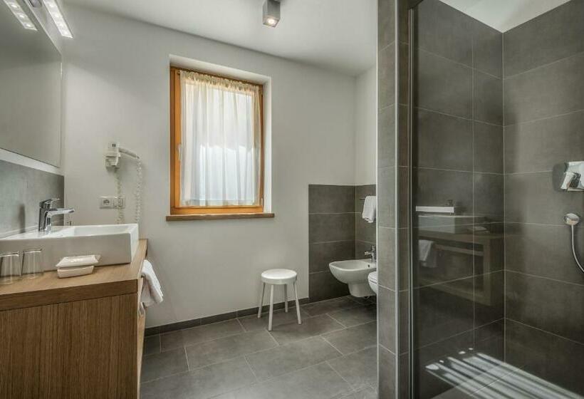 Представительский семейный номер, Miramonti