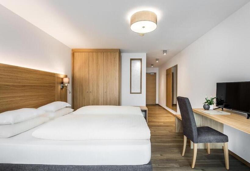 Номер Стандарт с Балконом, Miramonti