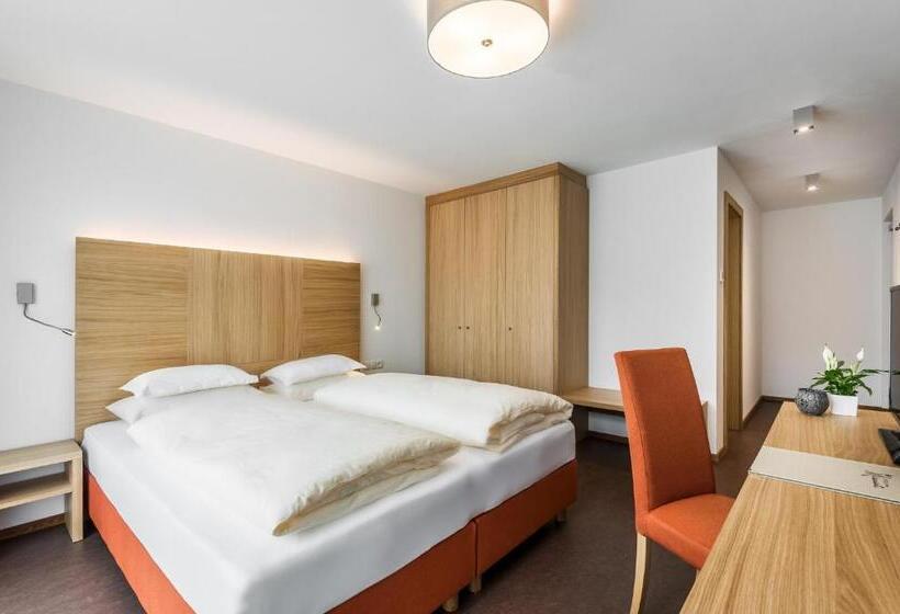 Номер Стандарт с Балконом, Miramonti