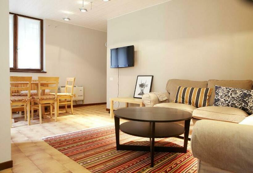 شقة غرفة واحدة, Monterosa