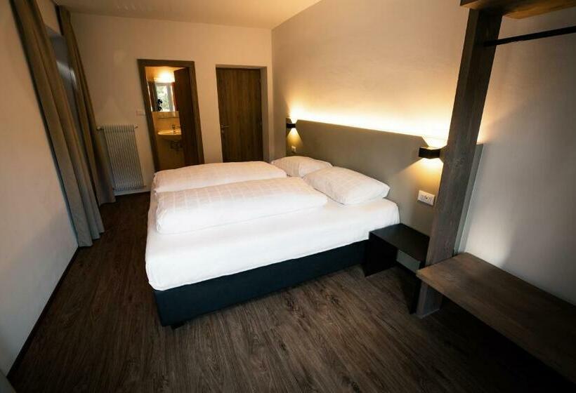 Трехместный Номер Стандарт с Балконом, Rider Hotel Obereggen