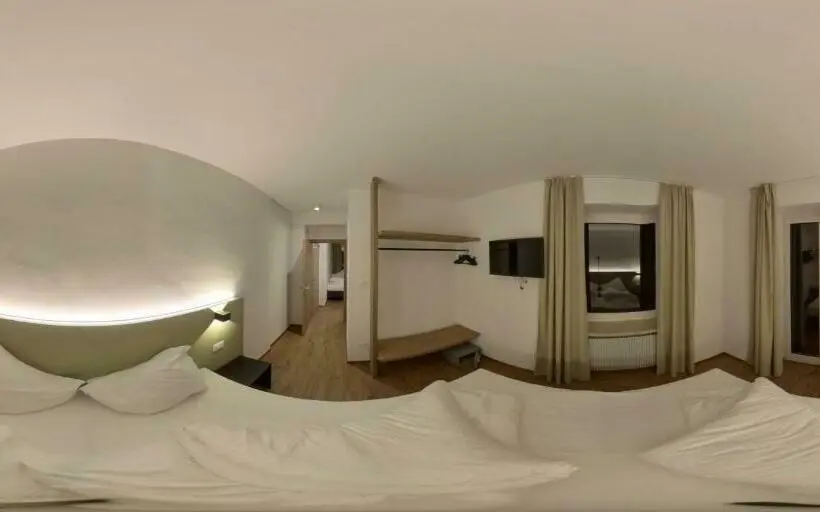 Perhehuone, Rider Hotel Obereggen