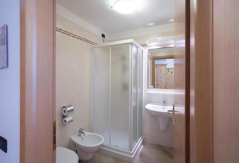 غرفة قياسية, Ristorante Alla Nave