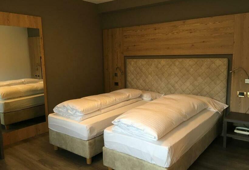 Номер Стандарт, & Ristorante Baita Dovich