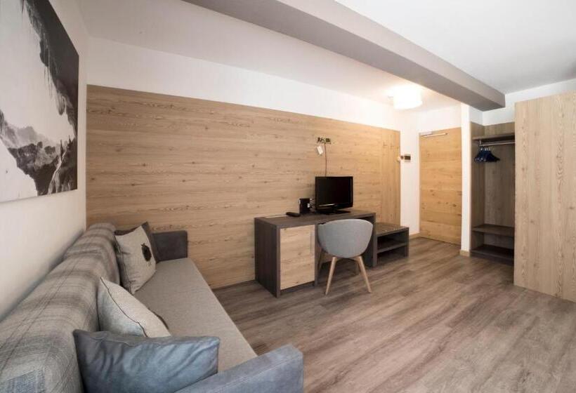 Номер Deluxe, & Ristorante Baita Dovich