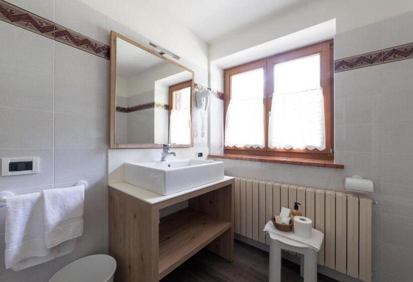 Номер Deluxe, & Ristorante Baita Dovich